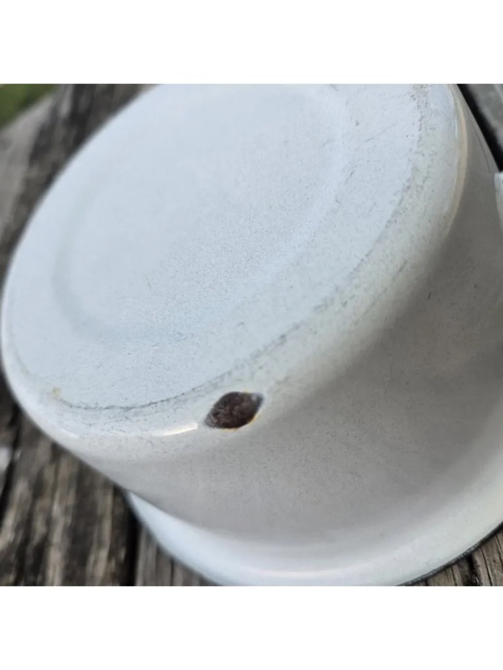Vintage White with Black Trim Enamelware Saucepan with Lid Enamel‎ Tuxedo